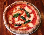 ピッツァ・ディアヴォラ Pizza Diavola（トラットリア・ピッツェリア・アミーチ）