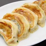 【当店人気No.2】焼き餃子五個入り（聚香源）