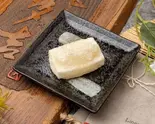 揚げもち（銀座創業40年老舗そば屋「多吉」）