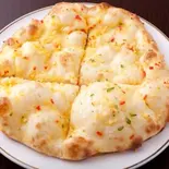 【大人気】ガリックチーズナン Garlic Cheese Naan（NEW NAMASTE HIMAL）