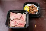 トンテキ＆温玉ローストビーフ丼（丼ぶり太閤）