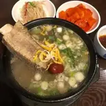 牛肉の王カルビタン（韓国料理ヤンピョン へジャンク 別館）