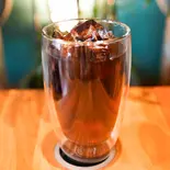 本日のアイス・ハンドドリップコーヒー ラージサイズ / Today's Pour Over Cold Coffee Large size（コーヒーロースタリーセルバ）