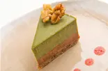 なごみ(抹茶とチョコのローケーキ)  ピース（Petit Caco）