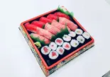 まぐろ尽くし（テイク＆デリバリー専門店 テイク）