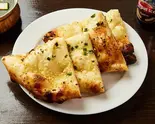 ガーリックナン Garlic Naan（HAPPYスカイツリーカレー屋）