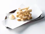 サクサクごぼうの唐揚げ（もつ鍋X九州おつまみ くすお西船橋店）