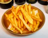 フライドポテト(精肉店直送!ステーキ丼・コロッケ・カレーのお店 へそ)