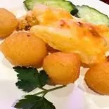 チキンとパイナップルのオーブン焼き(Dining & Bar KARAVAI(カラワイ))