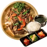 牛プルコギ定食(おかず3品、ライス、スープ付き)（韓国料理専門店「ククク」大島店）