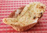 ガーリックナン(Garlic Nan)（インド ネパール料理 SIDDARTHA谷町店）
