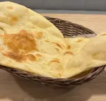 プレーンナン / Plain Naan（本格スパイスカレー CHHETRI）