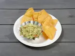 ワカモレ＆手作りトルティーヤチップス（Fish＆Tacos ナユタコス）