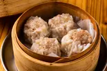 俺流肉汁肉焼売4個(俺流餃子楼 新宿東南口店)