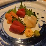 刺身三種盛り(一人前)（驚 KYO）