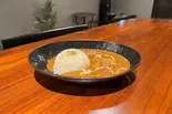 タイ風チキンココナッツカレー（Fruits cocktail BESTIE）