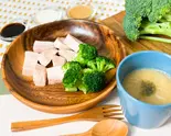 ノーマルサイズ(160g)＆オニポタスープ※ディップソース2個推奨（やみつき国産鶏胸肉＆ブロッコリー）