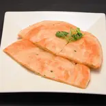 ネギ入り焼きパン(一枚)（本格中華料理 永利 六本木店）