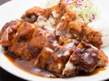デミチーズチキンカツ(ライス・お味噌汁付き)（東京厨房 虎ノ門三丁目店）