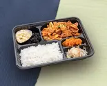 豚キムチ炒弁当 Pork & kimchi lunch box(ドシラク 赤羽店)