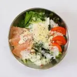 半熟卵のシーザーサラダ（韓国クリスピーチキンのお店 PIKO＆平岸店）