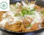 ミニチーズ煮込み丼（鶏白湯ラーメン 鳥やま）