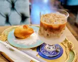 アイスカフェラテ(+Plus I Cafe)