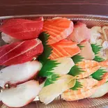 2合(並)Sushi Box with Two Pieces of Each Topping（立ち食い寿司 すし幸）