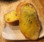 ガーリックトースト(肉が旨い店!レッドコング)