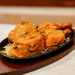 タンドリーチキン2P/Tandoori Chicken 2P（ダンニャバドインドネパールレストラン）