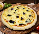 【NEW】3種のたっぷりチーズのラザニア風ピザ（《1111円〜チーズ推しの"普通"のピザ》24-twenty four-）