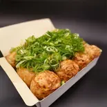 ネギかけ たこ焼き16個 Takoyaki with Green Onions 16 Pieces(【ふわとろたこ焼き】あずまや西横浜店)