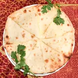 インドチーズナン Indian Cheese Naan(ラフィー インディアンレストラン)