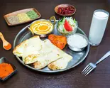 チーズナンセット Cheese Naan Set（インドネパールレストランデビ）