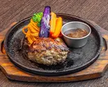 荒挽きハンバーグ（ステーキハンバーグひげ南6条店）