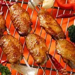 BT手羽先(両側)(BT双面烤翅)（寛窄巷子 カンザイシャンズ 蒲田店）