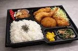 ミックスフライ定食（お家のごはんかれん）