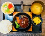 ハンバーグ定食 150g(1日5食限定)（焼肉酒場 叶）