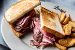 【PAST】パストラミ Pastrami with French Fries（BurgerMania白金店）
