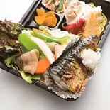 Cおかず(野菜炒め+サバの塩焼き)（デリバリーレスト広島三篠店）