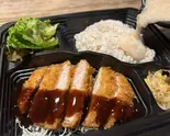 ロースとんかつ麦とろ弁当(名もなき店)