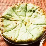 ほうれん草チーズ Horenso Cheese Naan（ニューマリカ）