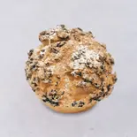 ほうじ茶シュー（タトル 明大前洋菓子店）
