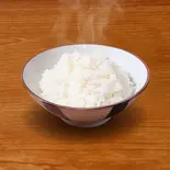 ご飯(少し小さめ・ご飯100g)（魚介と豚骨のWスープが決め手！ つけ麺 総本山 無双 博多店）