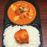 バターチキンカレー＆ご飯 チキンティッカなし（アジアン レストラン マナスル）
