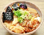 特製麻婆丼 (※写真は茄子トッピング)(居酒屋わんちゃん)