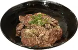 牛塩ハラミ丼（焼肉 牛べぇ）