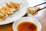 [当店人気No.1]黒豚焼き餃子6個 Gyoza（餃子楼）