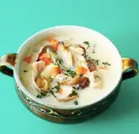 【あさりのコクの旨味】至高のクラムチャウダー supreme clam chowder（本気のねぎとろ市場 鬼塚 鶴見店）