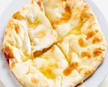 【カロリー気にしない】はちみつチーズナン Honey Cheese Naan（インド・ネパール・アジアンダイニンググラス）